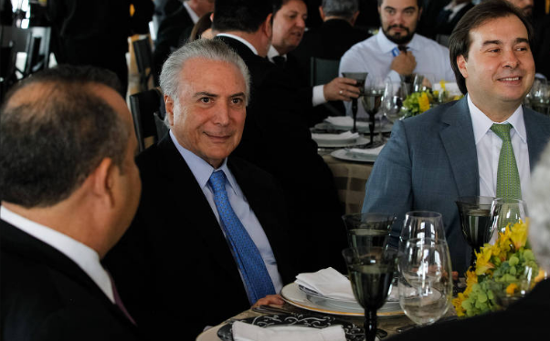 Temer convoca jantar para discutir reforma da Previdência